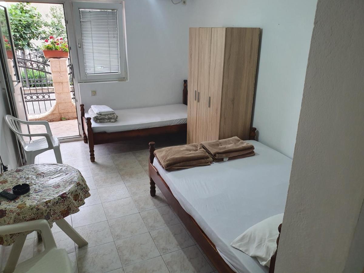 Apartmani Lalo Jankovic Sutomore Dış mekan fotoğraf
